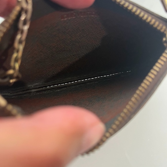 LOUIS VUITTON VINTAGE KEY CLES COIN POUCH - Picture 7 of 9